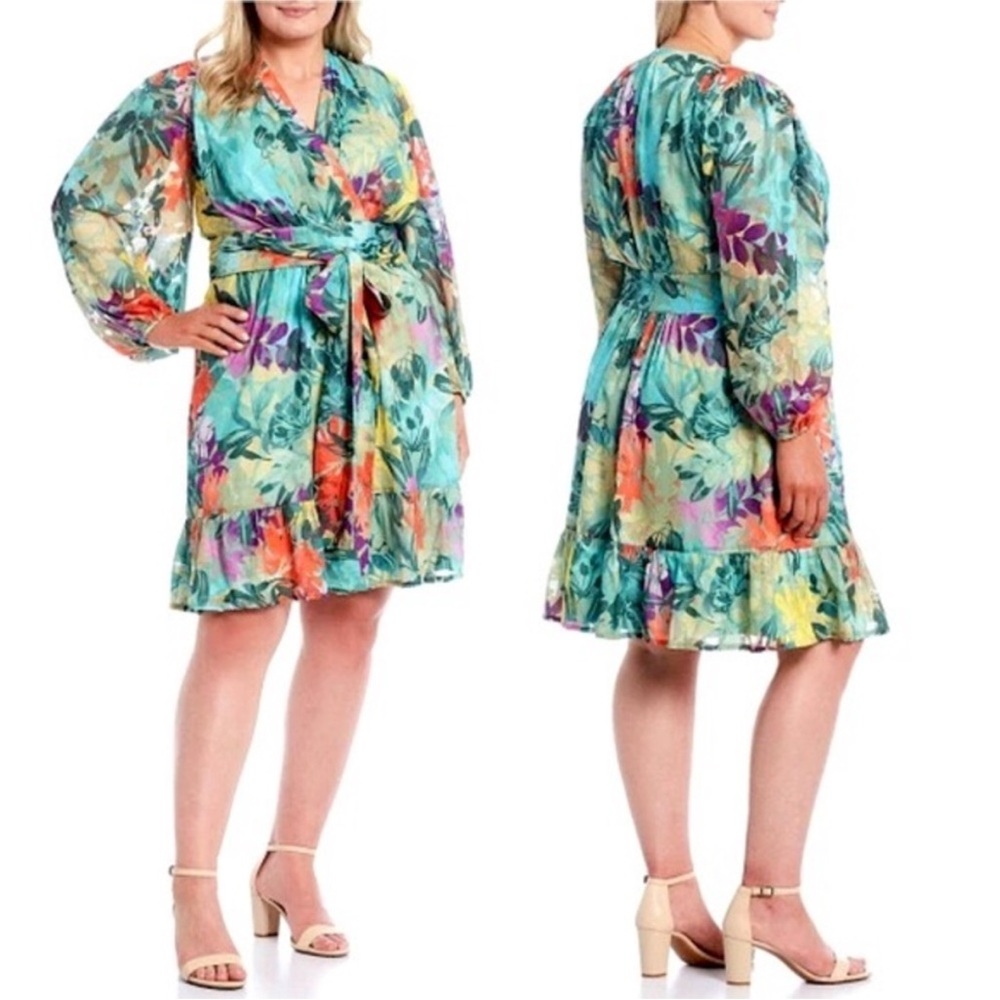 Alex Marie Green Surplice V-Neck Long Sleeve Tie Waist Dress Tropical Ruffle